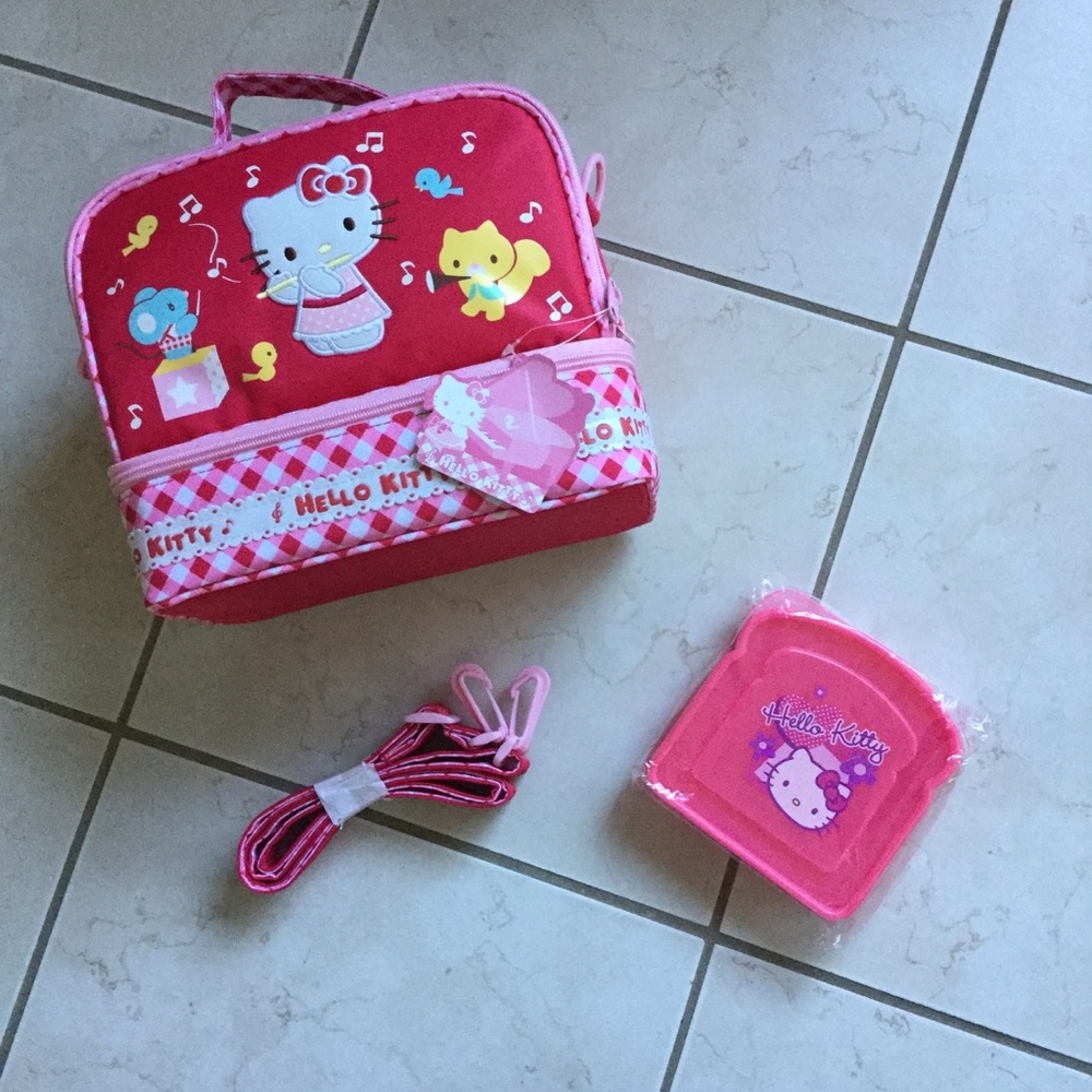 New hello kitty insulated lunch box w/ container
